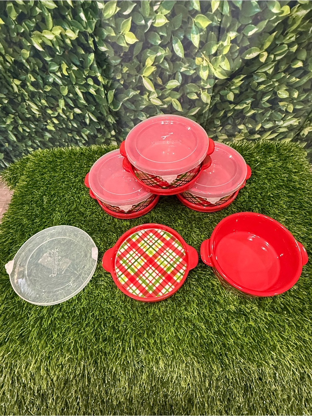 Temp-tations by Tara "Holiday Plaid" Round Ceramic Ramekin / Mini Baker